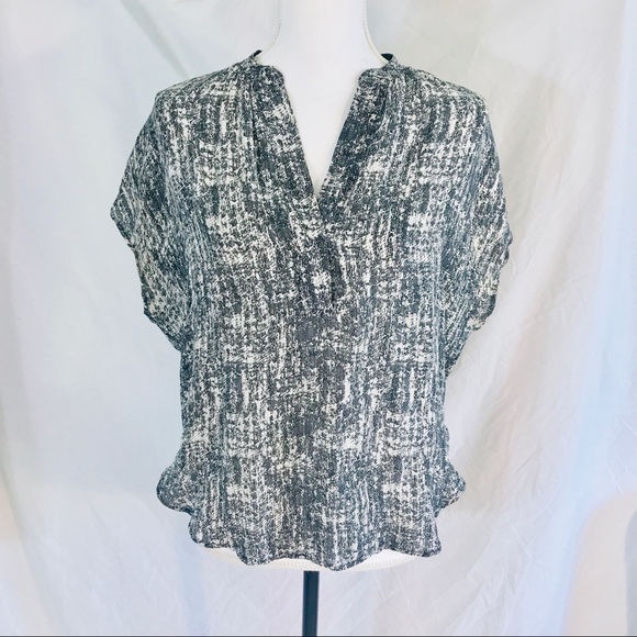 Vince Abstract Printed Silk Tunic Popover - Picture 8 of 8